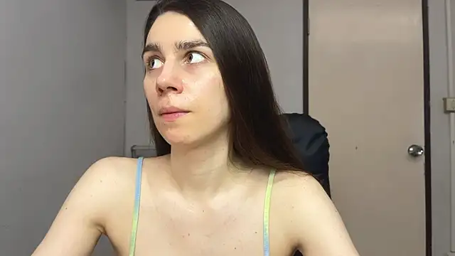 SassyJessi online show from October 8, 4:14 am