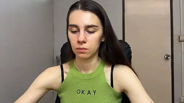 SassyJessi online show from March 13, 4:17 am