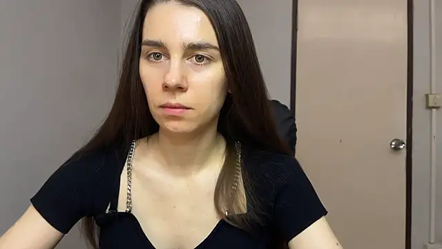 SassyJessi online show from February 8, 4:10 am