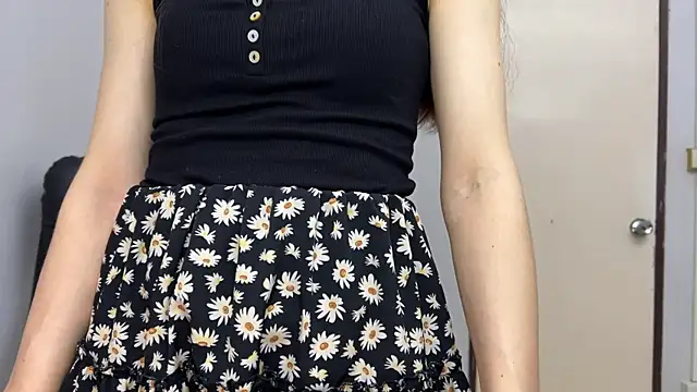 SassyJessi online show from March 16, 4:09 am