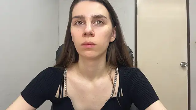 SassyJessi online show from March 5, 4:24 am