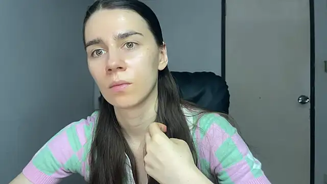 SassyJessi online show from May 22, 4:10 am