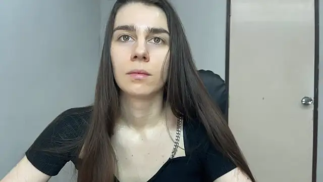 Snapshot of SassyJessi chatting on June 19, 4:18 am SassyJessi online show from June 19, 4:18 am