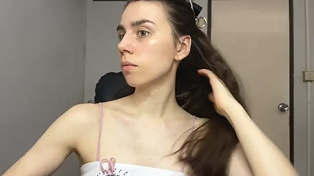 SassyJessi online show from September 19, 4:05 am