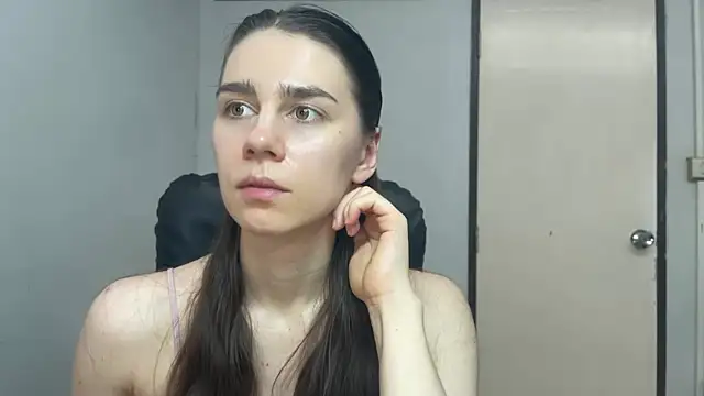 Snapshot of SassyJessi chatting on June 26, 4:18 am SassyJessi online show from June 26, 4:18 am