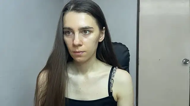 SassyJessi online show from April 15, 4:07 am