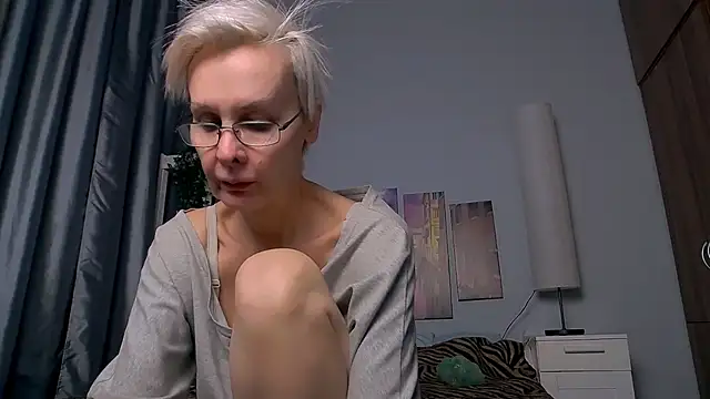 Snapshot of HelgaHimmell chatting on January 23, 3:58 am HelgaHimmell online show from January 23, 3:58 am