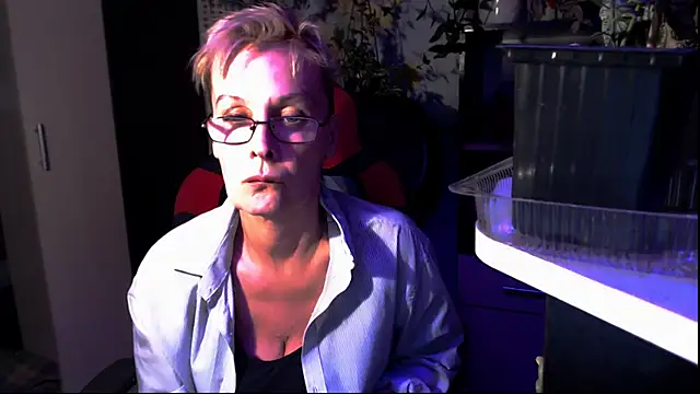 Snapshot of HelgaHimmell chatting on June 15, 8:30 pm HelgaHimmell online show from June 15, 8:30 pm