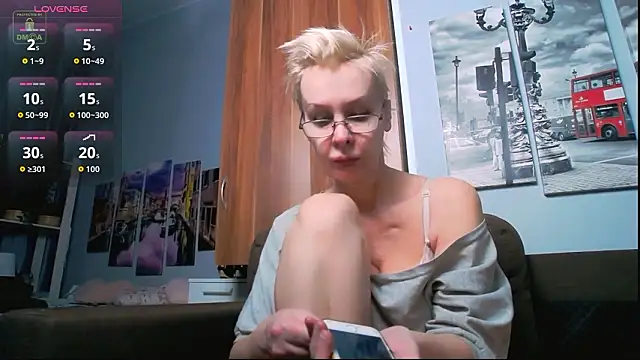 HelgaHimmell online show from March 19, 4:40 pm