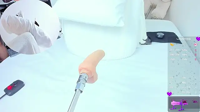 jasminnee  online show from November 26, 1:33 pm