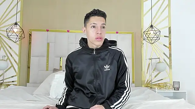 thiago19s online show from November 28, 7:03 pm