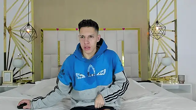 thiago19s online show from November 20, 8:42 pm