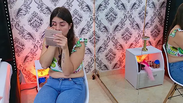 LexaDeRusso online show from November 17, 7:40 pm