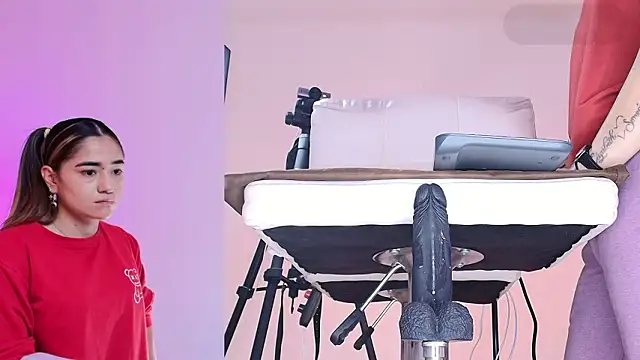 Angelst   online show from February 9, 8:23 am