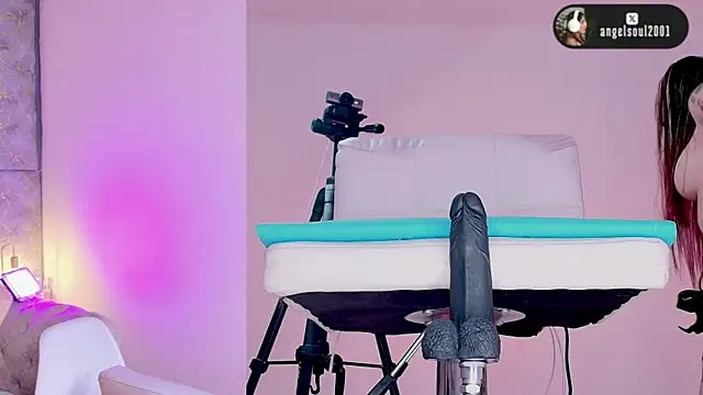 Angelst   online show from February 13, 8:47 am