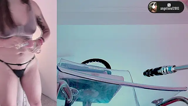 Angelst   online show from March 3, 7:59 am