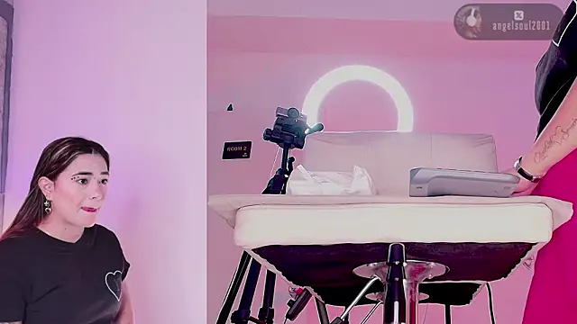 Angelst   online show from March 12, 8:18 am