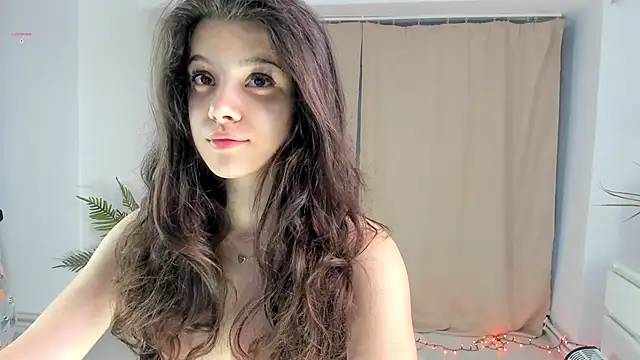 BabyAylin online show from December 5, 6:12 am