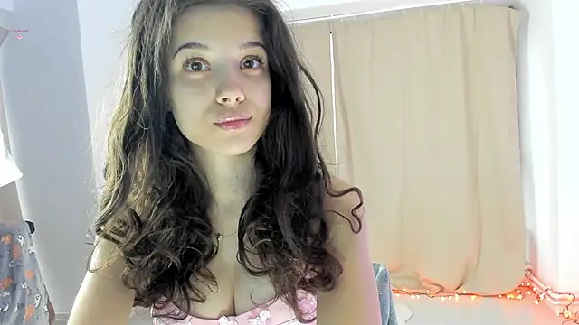 BabyAylin online show from November 5, 6:05 am