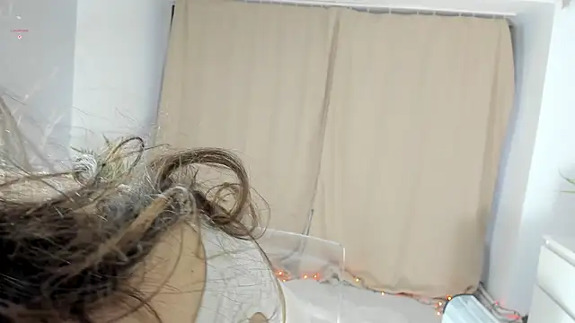 BabyAylin online show from November 19, 6:46 am