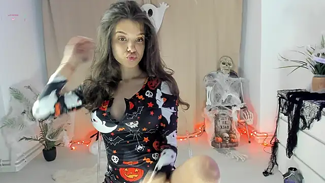 BabyAylin online show from October 28, 5:29 am