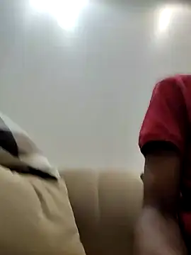 Snapshot of nubiankingkush chatting on December 5, 11:23 pm nubiankingkush online show from December 5, 11:23 pm