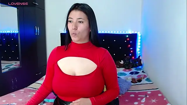 Zasha Kaira online show from December 5, 9:34 pm