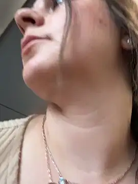 Loella-Rose online show from February 23, 8:59 am