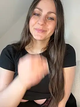 Loella-Rose online show from April 22, 7:59 am