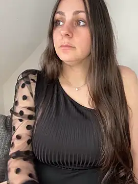 Loella-Rose online show from April 10, 3:41 pm
