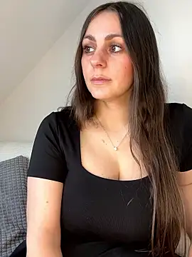 Loella-Rose online show from April 24, 8:27 am