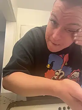 Snapshot of quinnmariexo chatting on October 24, 3:11 pm quinnmariexo online show from October 24, 3:11 pm