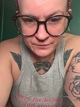 quinnmariexo online show from May 11, 2:45 pm