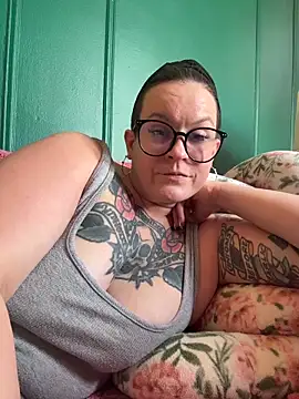 quinnmariexo online show from March 18, 5:36 pm