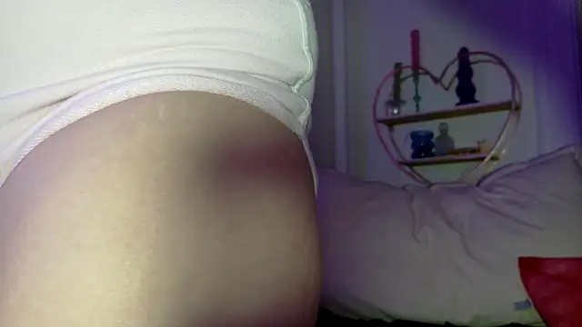 quinnmariexo online show from March 29, 1:51 am