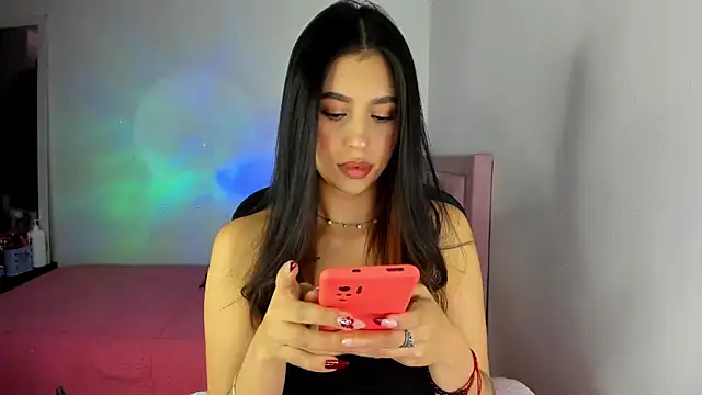 Snapshot of youpinkgirl_ chatting on February 13, 2:45 am youpinkgirl  online show from February 13, 2:45 am