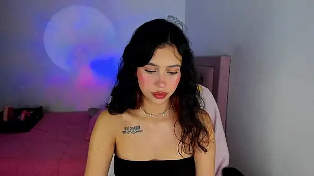 Snapshot of youpinkgirl_ chatting on February 22, 4:07 am youpinkgirl  online show from February 22, 4:07 am