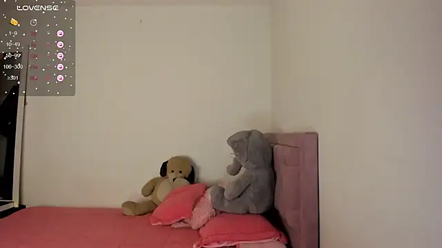 Snapshot of youpinkgirl_ chatting on February 27, 11:37 pm youpinkgirl  online show from February 27, 11:37 pm