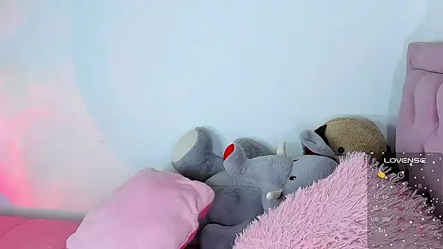 Snapshot of youpinkgirl_ chatting on January 26, 2:56 am youpinkgirl  online show from January 26, 2:56 am