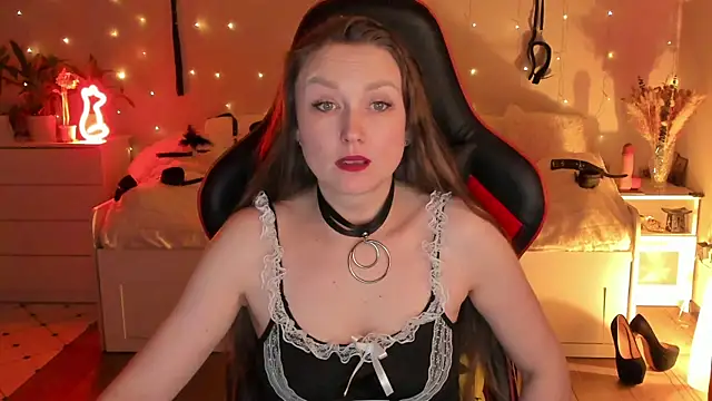 Snapshot of desperatehousewife__ chatting on March 2, 6:13 pm desperatehousewife online show from March 2, 6:13 pm