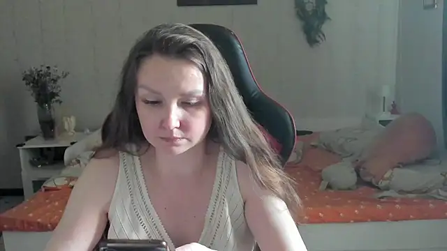 desperatehousewife   online show from July 13, 2:49 pm