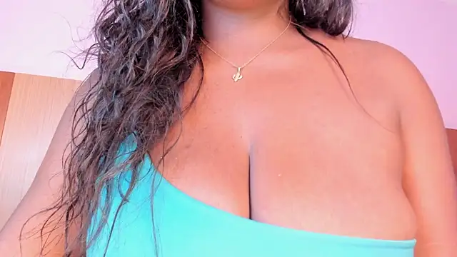 Aishaza1 online show from September 20, 2:11 pm