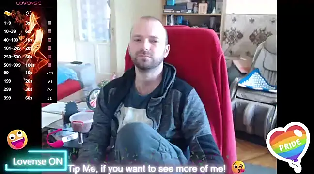 Snapshot of RealManHaveHairy chatting on March 17, 2:01 pm RealManHaveHairy online show from March 17, 2:01 pm