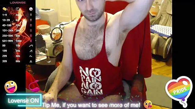 Snapshot of RealManHaveHairy chatting on March 12, 5:38 pm RealManHaveHairy online show from March 12, 5:38 pm