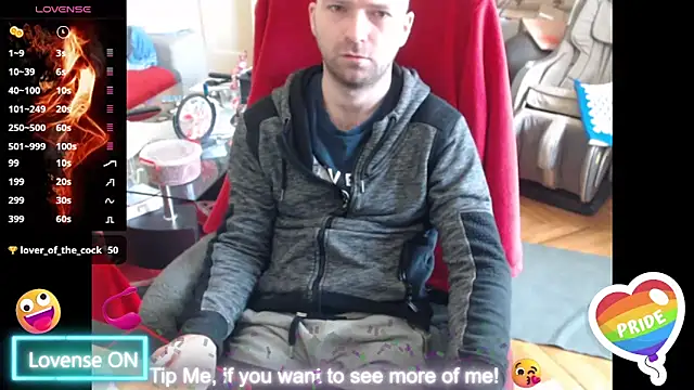 Snapshot of RealManHaveHairy chatting on March 10, 11:45 am RealManHaveHairy online show from March 10, 11:45 am