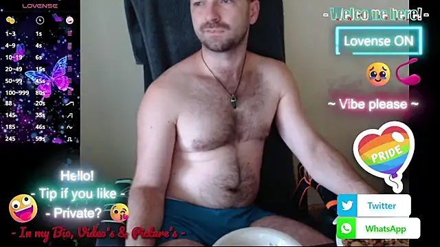 Snapshot of RealManHaveHairy chatting on October 2, 3:04 pm RealManHaveHairy online show from October 2, 3:04 pm