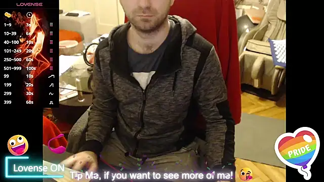 Snapshot of RealManHaveHairy chatting on March 11, 4:18 pm RealManHaveHairy online show from March 11, 4:18 pm