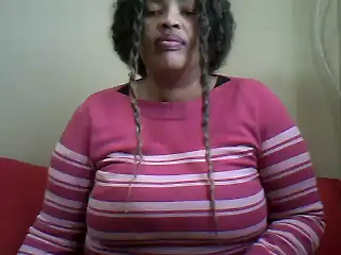 Snapshot of SexxyBoob chatting on July 4, 7:26 am SexxyBoob online show from July 4, 7:26 am