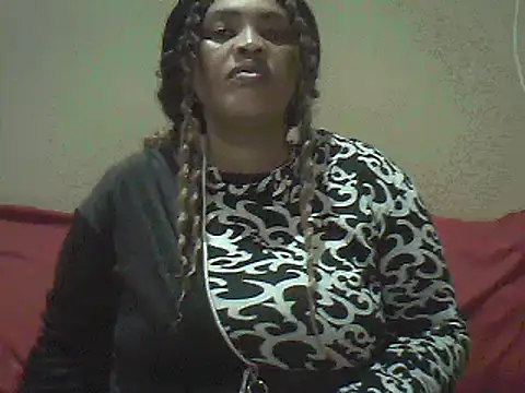 Snapshot of SexxyBoob chatting on July 1, 6:19 pm SexxyBoob online show from July 1, 6:19 pm