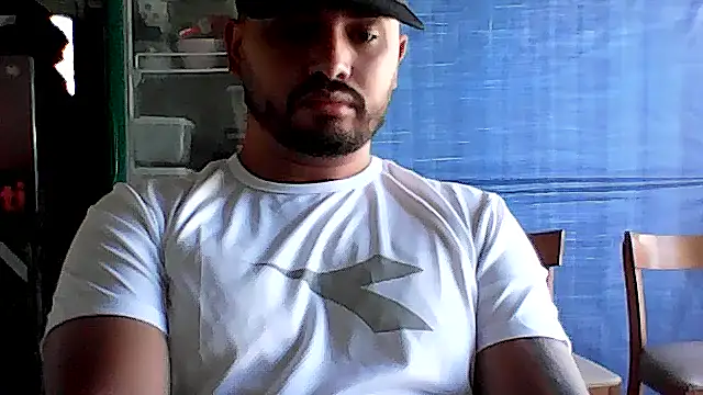 Luizcalado20 online show from April 15, 2:54 pm